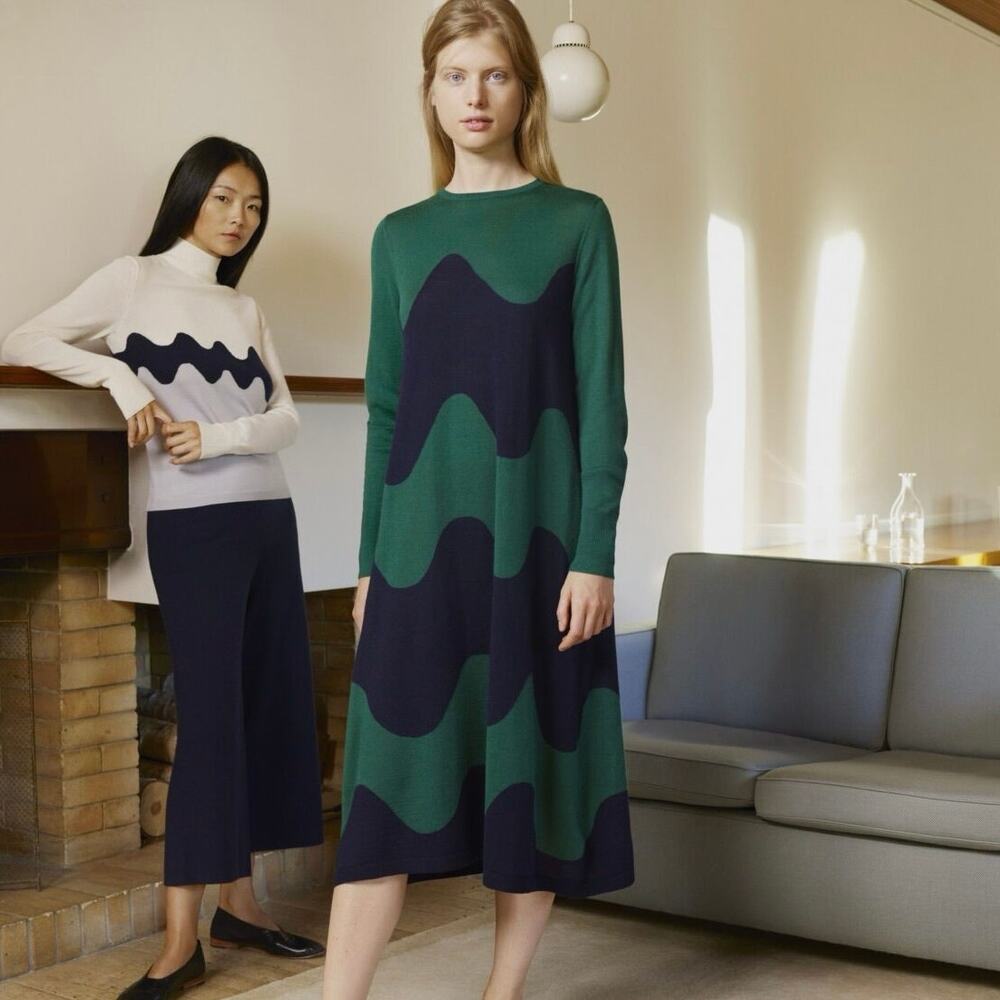 Marimekko x Uniqlo Navy/Green Long Sleeve Wavy Stripe Maxi Sweater Dress Size 6